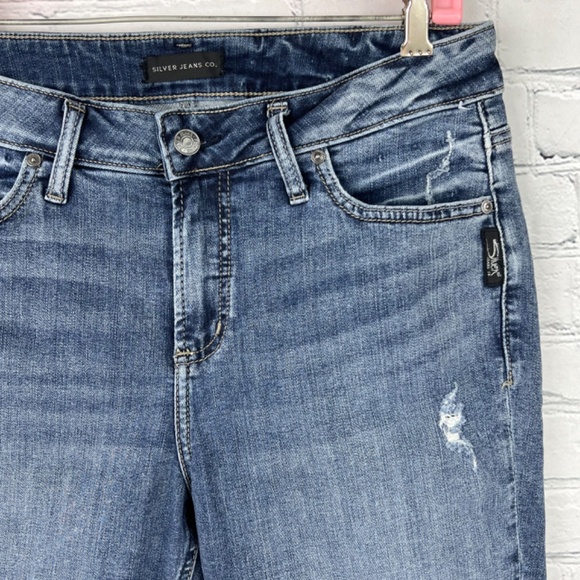 •|•SILVER JEANS•| Avery Bermuda Cuffed Jeans Shorts Size 31 (12) - Picture 3 of 13